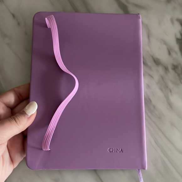 Bride’s Notes Notebook - Picture 3 of 3